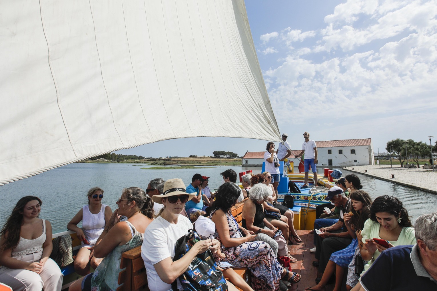 Celebre A Liberdade Neste Passeio Gratuito Pelo Rio Tejo New In Seixal