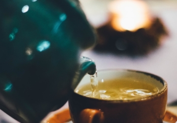 O maior milagre do chá de gengibre: acaba com as dores menstruais e os enjoos
