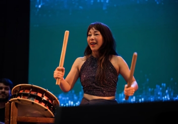 Kaori Shiozawa veio do Japão para abrir uma escola de taiko em Corroios